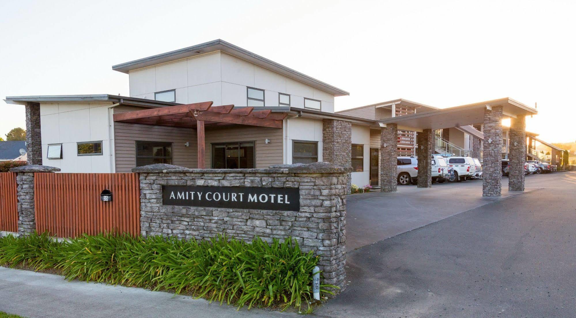 Amity Court Motel Stratford Exterior foto