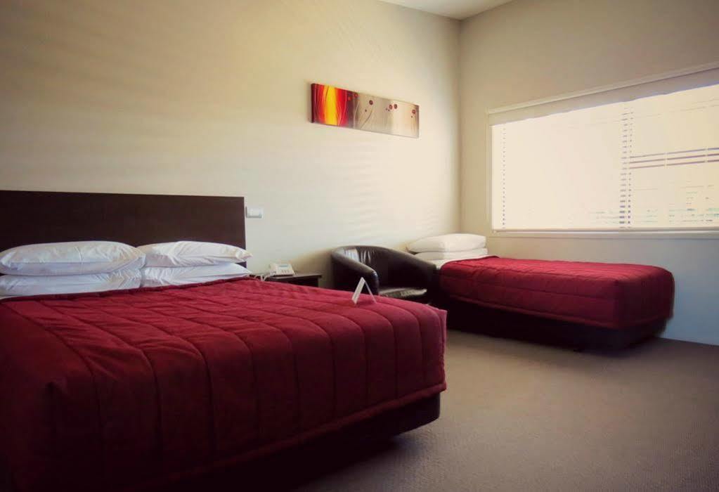 Amity Court Motel Stratford Exterior foto